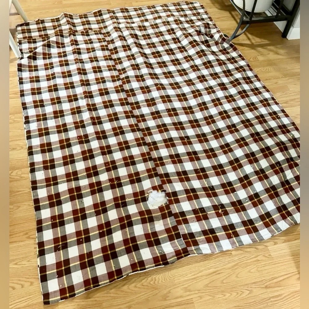 N/A throw blankets